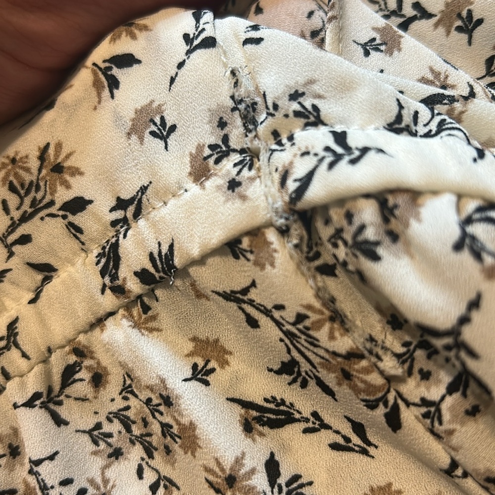 Max Studio Floral Ruffle Blouse - XL - Picture 6 of 6